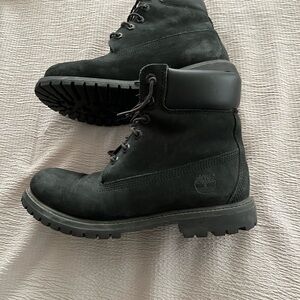 Timberland women’s Black Boots